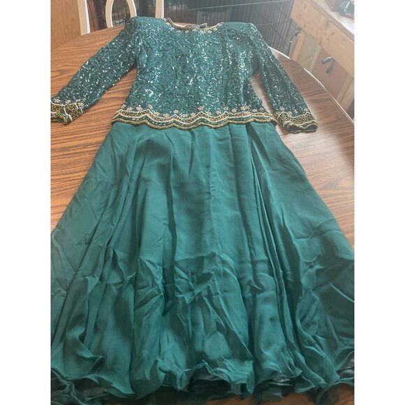 Laurence Kazar New York long sleeved sequined and beaded silk maxi gown size M - Picture 3 of 8